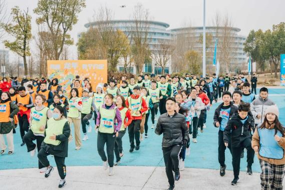 揚子江藥業集團 “春季領跑 益起健康” —健康普及公益宣傳活動圓滿舉辦！